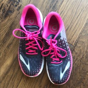 Brooks pure flow 5 running shoes